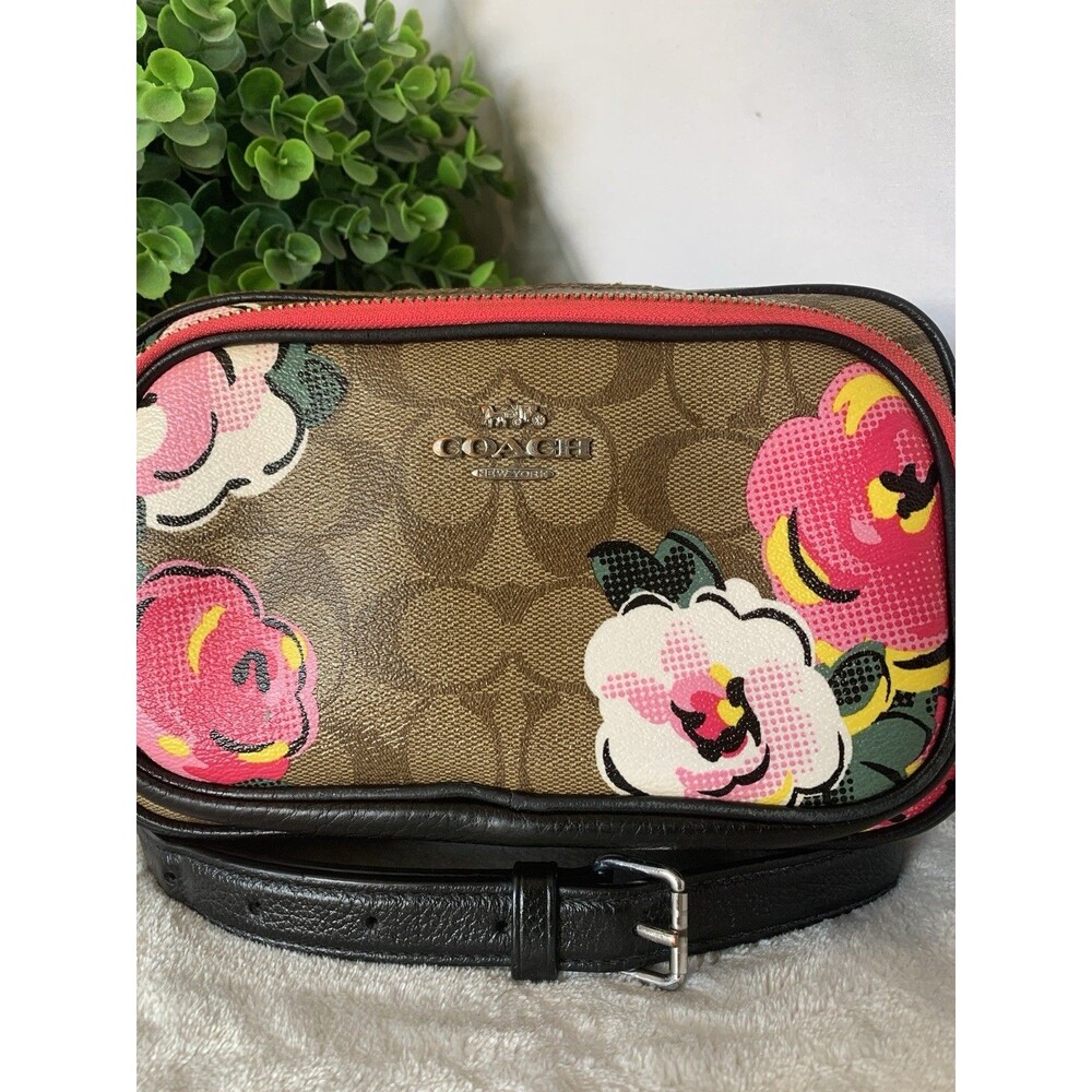 COACH Court Crossbody C5682 Signature Canvas  Vintage Rose Print Purse *READ* - Picture 3 of 16